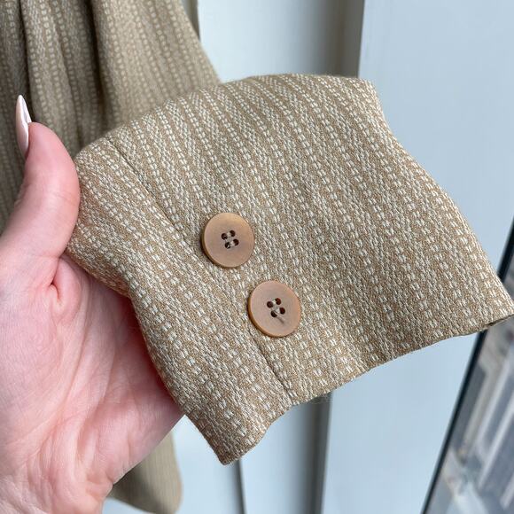 80s Vintage Ann Taylor Blazer Jacket Womens 10 Tan Cream Wool Blend 2 Button - Picture 4 of 11